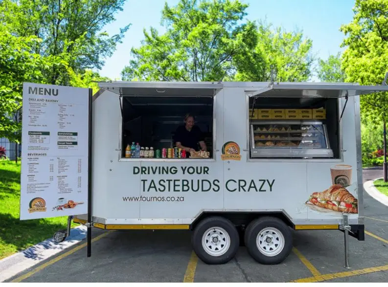 Fast Food With Snacks - Small Mobile Electric Snack Machines Fast